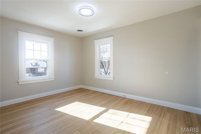 6715 Chamberlain Avenue, St Louis, MO 63130