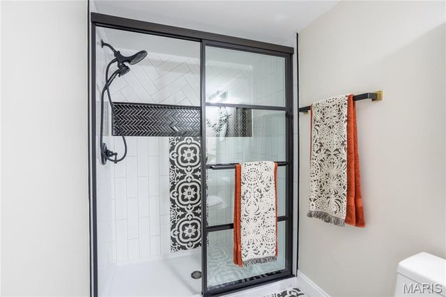 6715 Chamberlain Avenue, St Louis, MO 63130