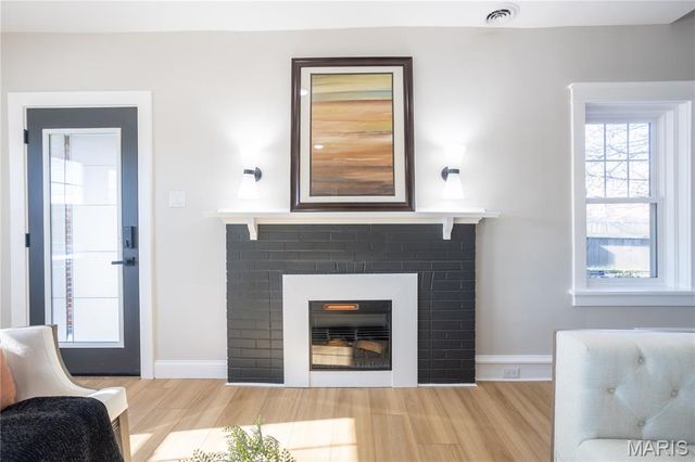 6715 Chamberlain Avenue, St Louis, MO 63130