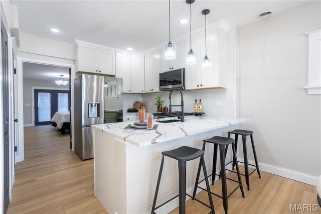 6715 Chamberlain Avenue, St Louis, MO 63130