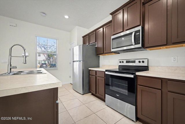 8212 LAROSE Road, Jacksonville, FL 32211