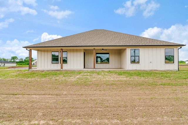 67 Private Road 33039, Brookston, TX 75421