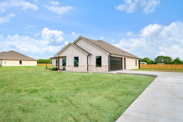 67 Private Road 33039, Brookston, TX 75421