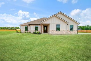 67 Private Road 33039, Brookston, TX 75421