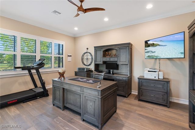 1609 Mockingbird DR, Naples, FL 34120