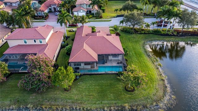 1609 Mockingbird DR, Naples, FL 34120