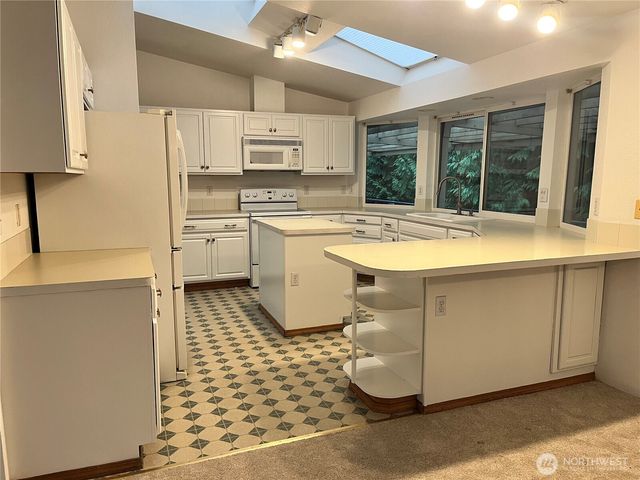 13315 Lost Lake Rd, Snohomish, WA 98296