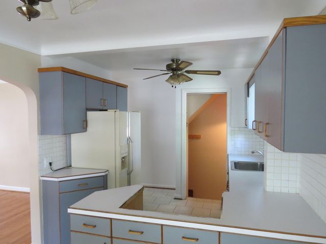 20204 Kenosha Street, Harper Woods, MI 48225
