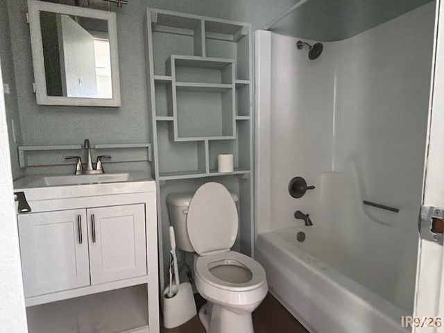 706 Hess Avenue, Evansville, IN 47712