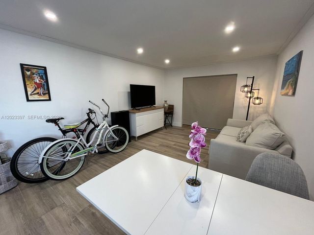 6965 Harding Avenue 401, Miami Beach, FL 33141