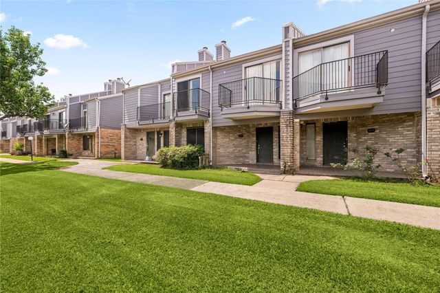 3813 Landmark Drive, Missouri City, TX 77459