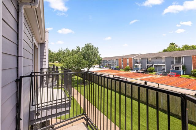 3813 Landmark Drive, Missouri City, TX 77459