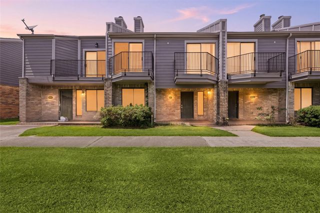 3813 Landmark Drive, Missouri City, TX 77459