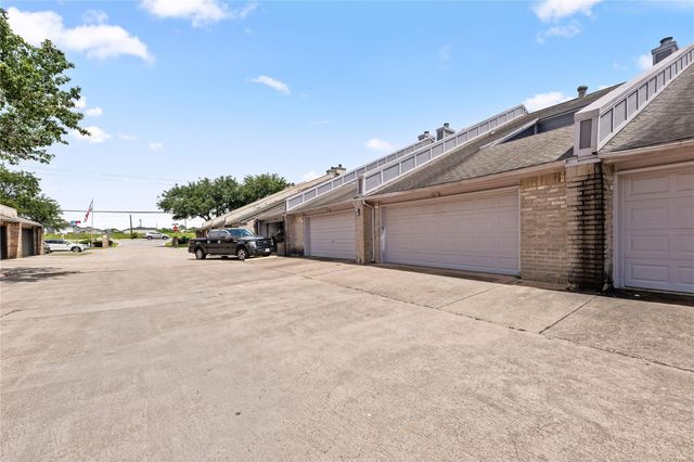 3813 Landmark Drive, Missouri City, TX 77459