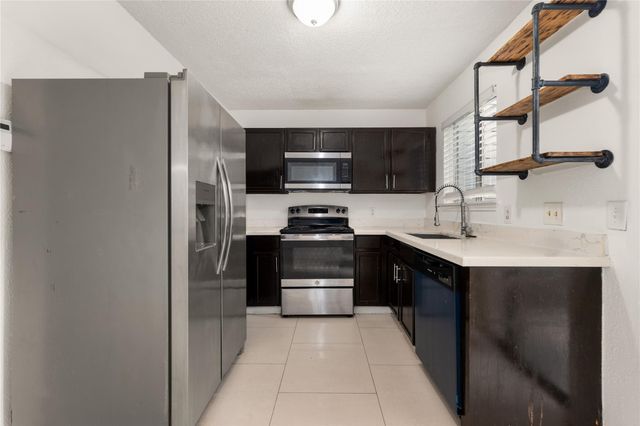 3813 Landmark Drive, Missouri City, TX 77459