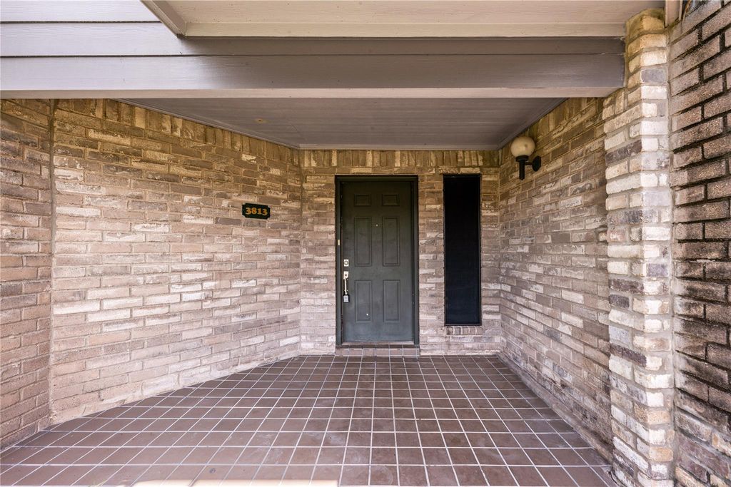 3813 Landmark Drive, Missouri City, TX 77459