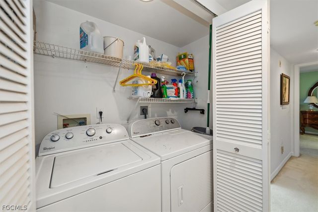 5825 Trailwinds DR 414, Fort Myers, FL 33907