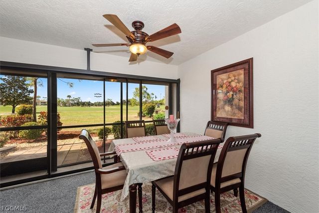 5825 Trailwinds DR 414, Fort Myers, FL 33907