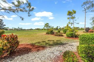 5825 Trailwinds DR 414, Fort Myers, FL 33907