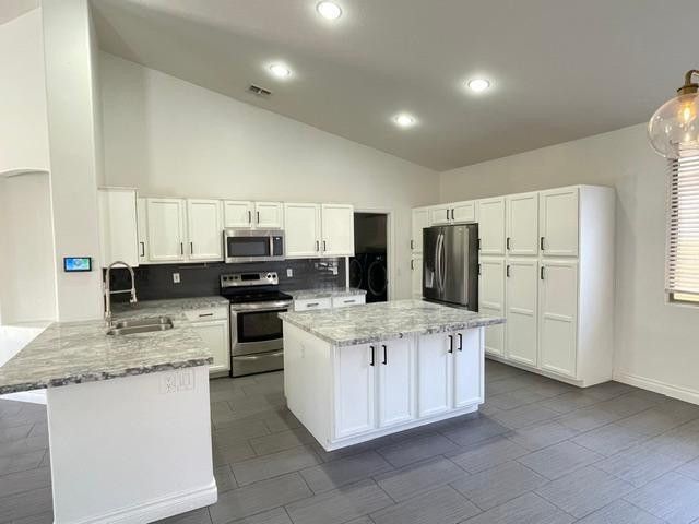 2670 E Hulet Drive, Chandler, AZ 85225
