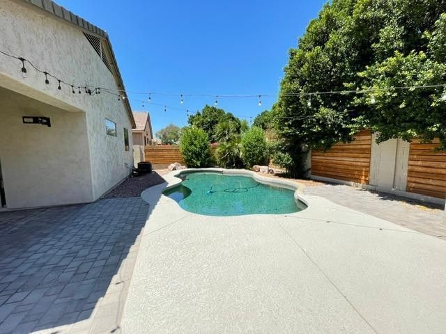 2670 E Hulet Drive, Chandler, AZ 85225