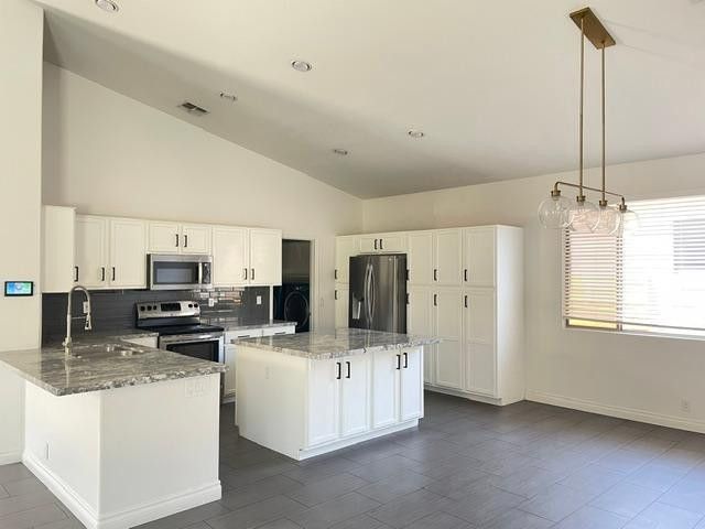 2670 E Hulet Drive, Chandler, AZ 85225