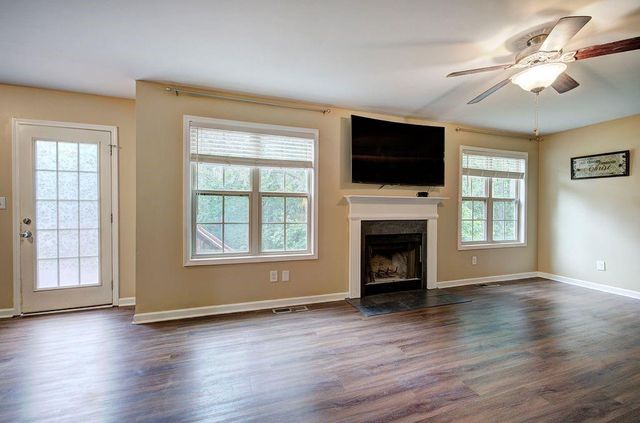 305 Birchwood Farms Lane, Dallas, GA 30132