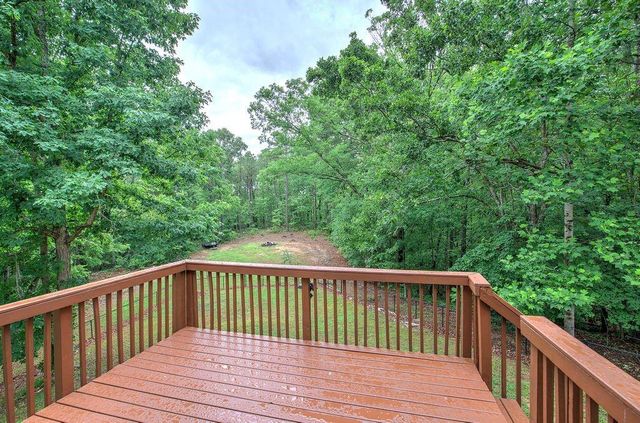 305 Birchwood Farms Lane, Dallas, GA 30132