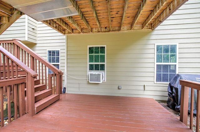 305 Birchwood Farms Lane, Dallas, GA 30132