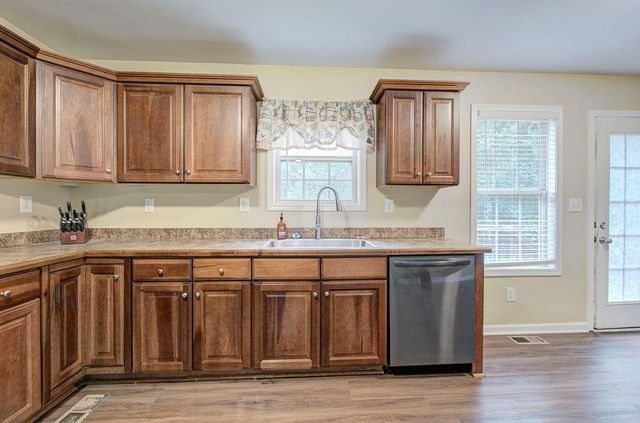 305 Birchwood Farms Lane, Dallas, GA 30132
