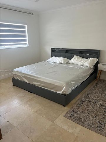 3601 NE 170th St 207, North Miami Beach, FL 33160