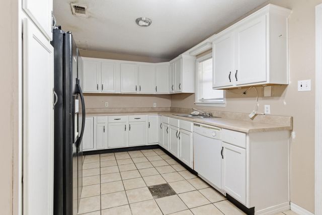 8304 Austeria St., Moss Point, MS 39562