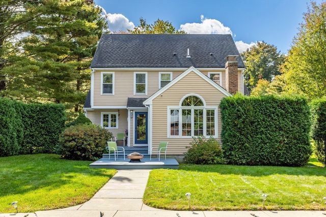 20 Country Farm Rd, East Bridgewater, MA 02333