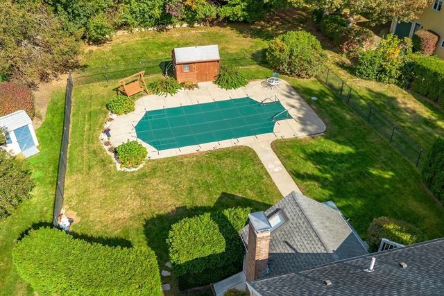 20 Country Farm Rd, East Bridgewater, MA 02333