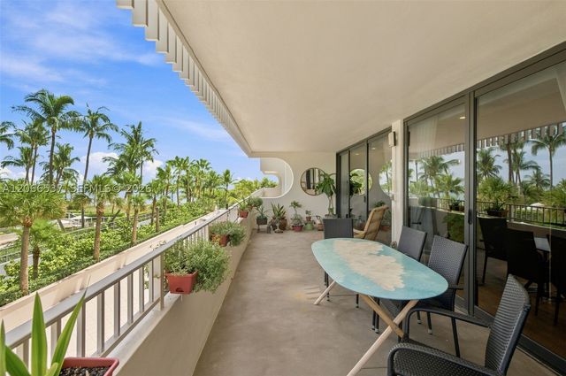 10205 Collins Ave 206, Bal Harbour, FL 33154