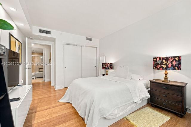 10205 Collins Ave 206, Bal Harbour, FL 33154