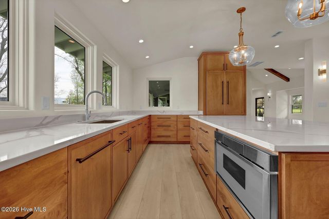 38 Reston Bluff, Hampstead, NC 28443