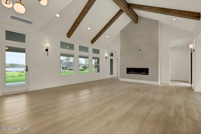38 Reston Bluff, Hampstead, NC 28443