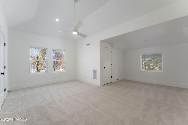 38 Reston Bluff, Hampstead, NC 28443