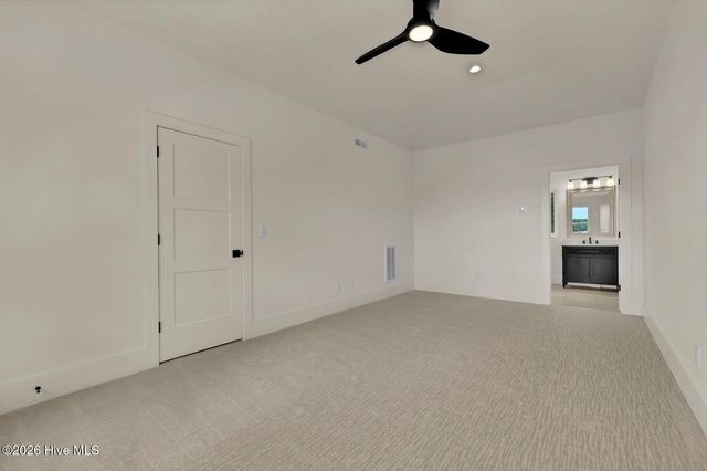38 Reston Bluff, Hampstead, NC 28443