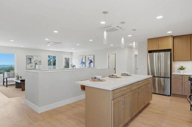 2058 Hawley Drive, Vista, CA 92084