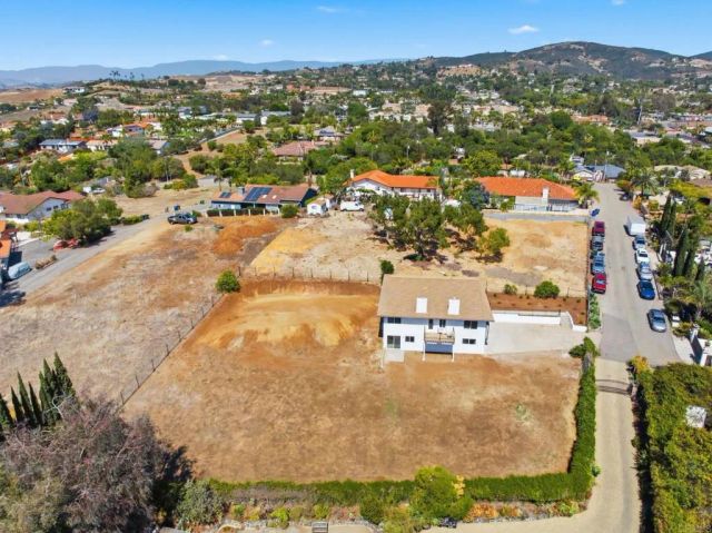 2058 Hawley Drive, Vista, CA 92084