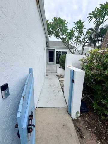 950 WATERSIDE LANE, Bradenton, FL 34209