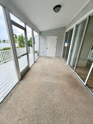 950 WATERSIDE LANE, Bradenton, FL 34209