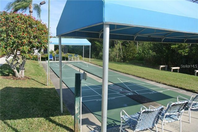 950 WATERSIDE LANE, Bradenton, FL 34209