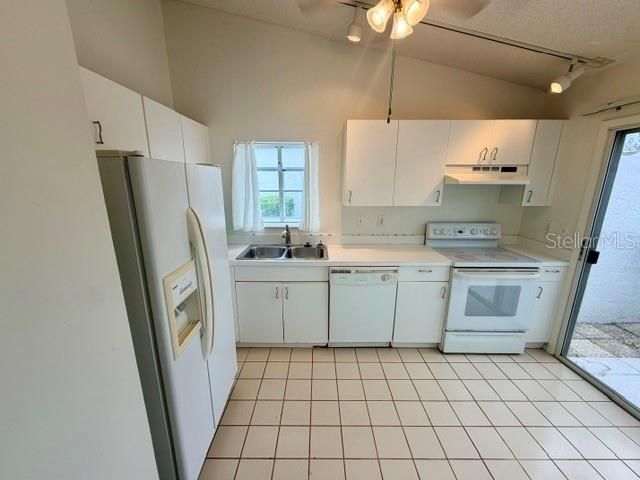 950 WATERSIDE LANE, Bradenton, FL 34209