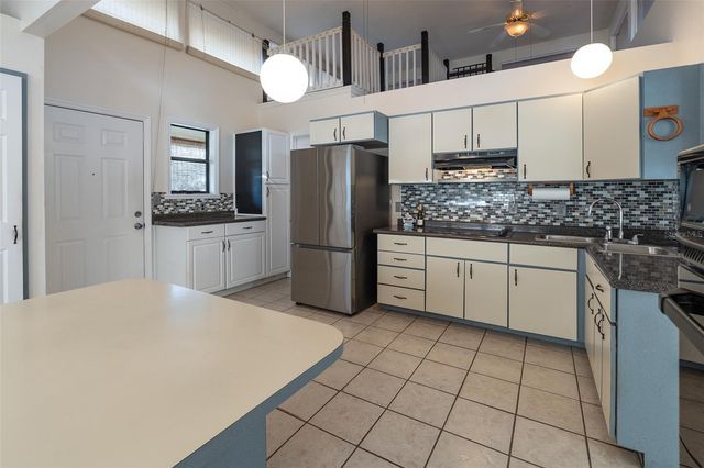 621 NE 165TH TERRACE, Silver Springs, FL 34488