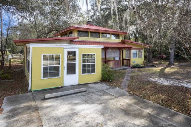 621 NE 165TH TERRACE, Silver Springs, FL 34488