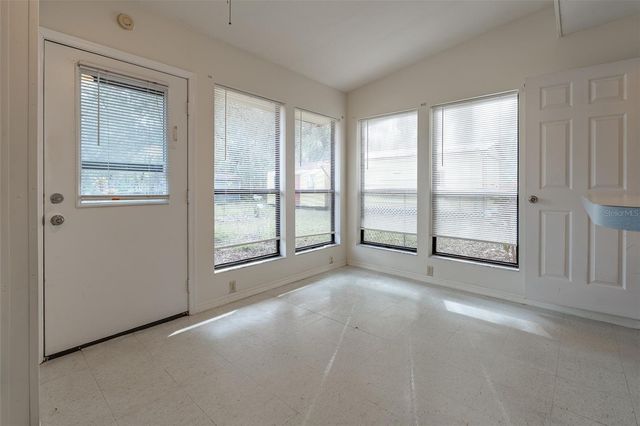 621 NE 165TH TERRACE, Silver Springs, FL 34488