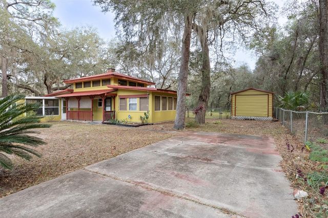 621 NE 165TH TERRACE, Silver Springs, FL 34488